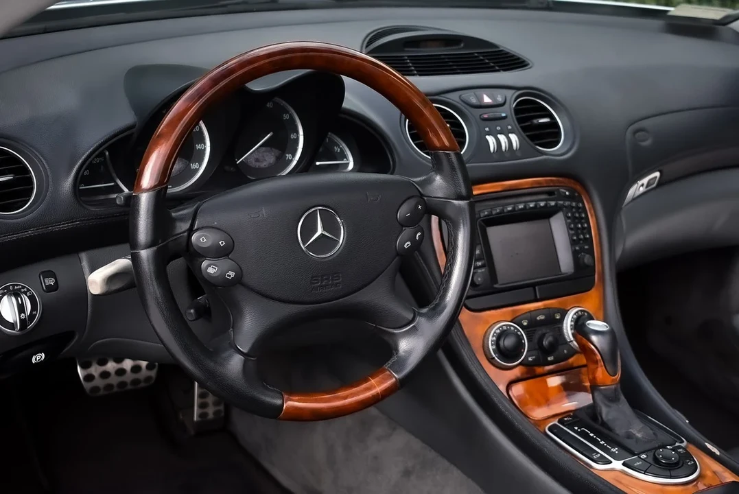 2026 Mercedes-Benz SL-Class - Image 25 of 30