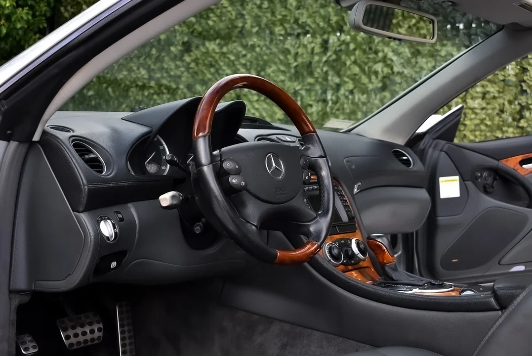 2026 Mercedes-Benz SL-Class - Image 29 of 30