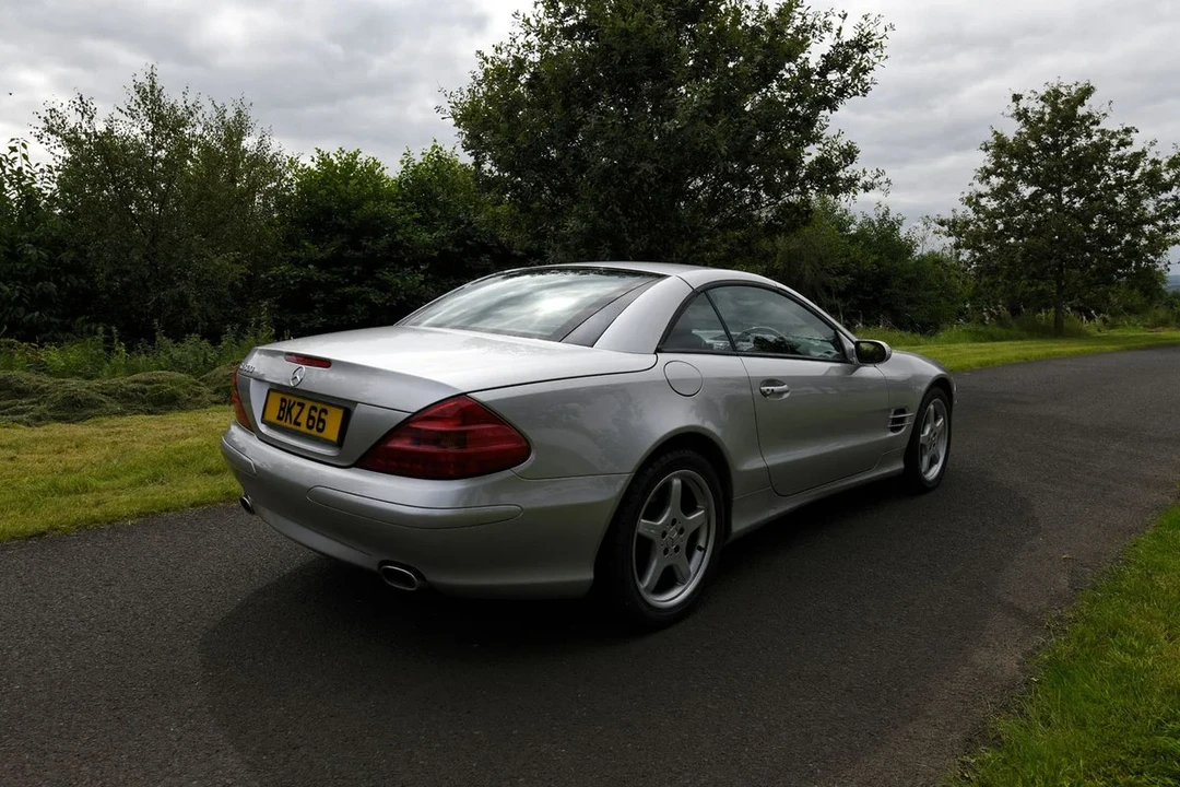 2003 Mercedes-Benz R230 SL-Class - Image 11 of 31