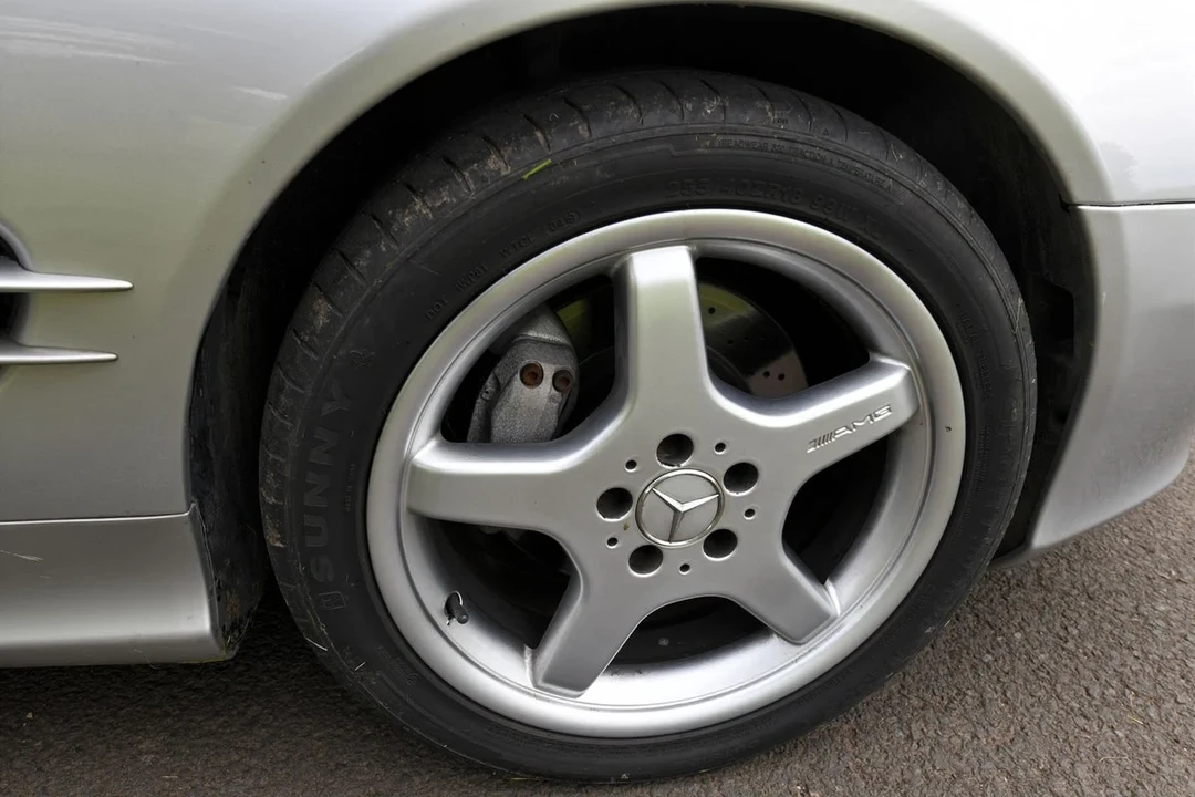 2003 Mercedes-Benz R230 SL-Class - Image 17 of 31