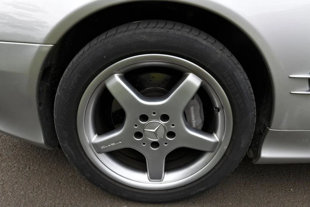 2003 Mercedes-Benz R230 SL-Class - Image 10 of 31