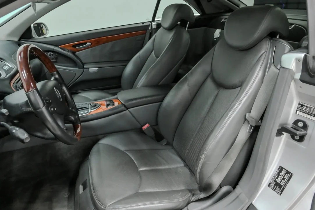 2003 Mercedes-Benz R230 SL-Class - Image 21 of 31