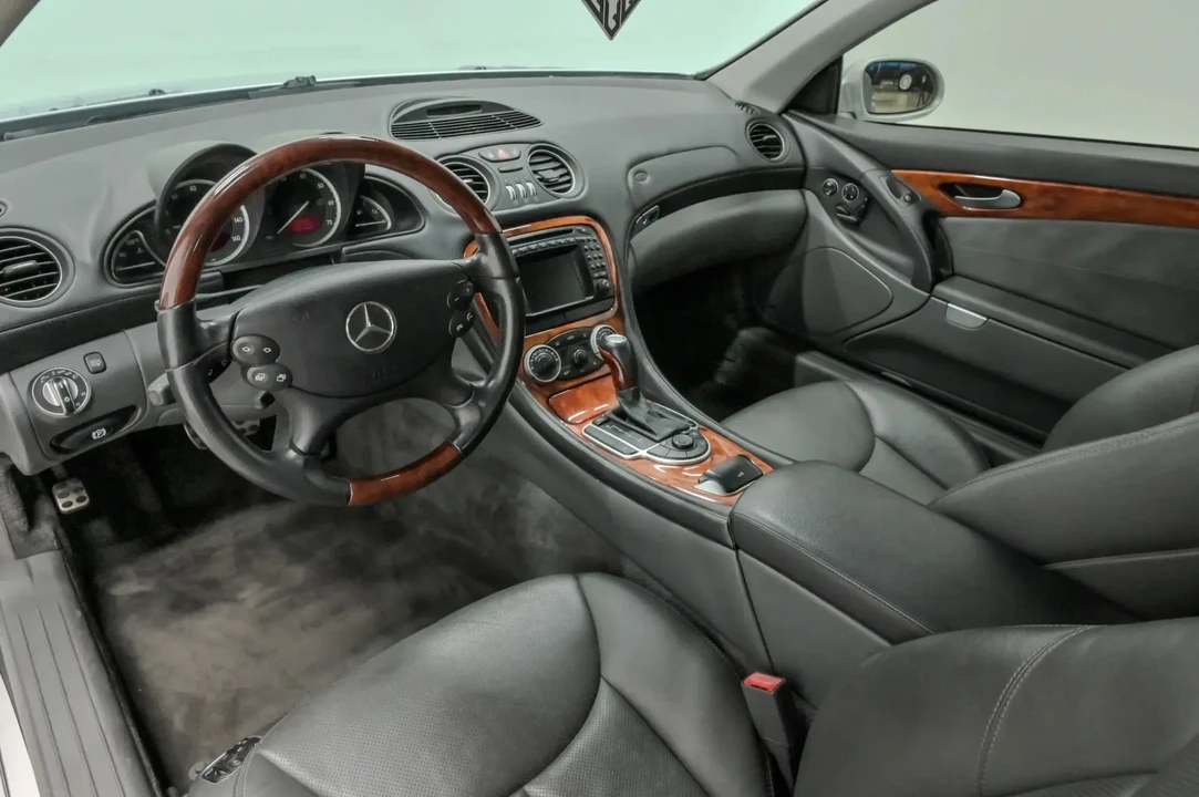 2003 Mercedes-Benz R230 SL-Class - Image 22 of 31