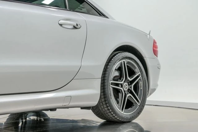 2003 Mercedes-Benz R230 SL-Class - Image 22 of 31