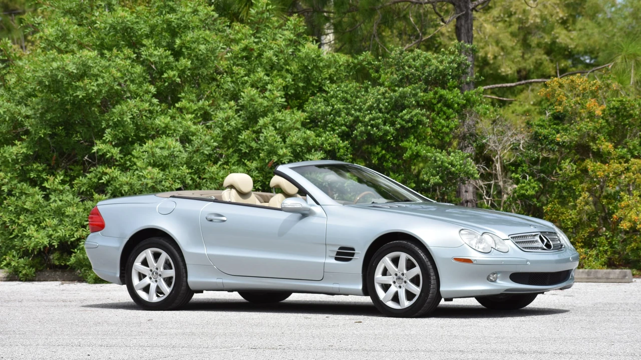 2003 Mercedes-Benz R230 SL-Class - Image 8 of 31