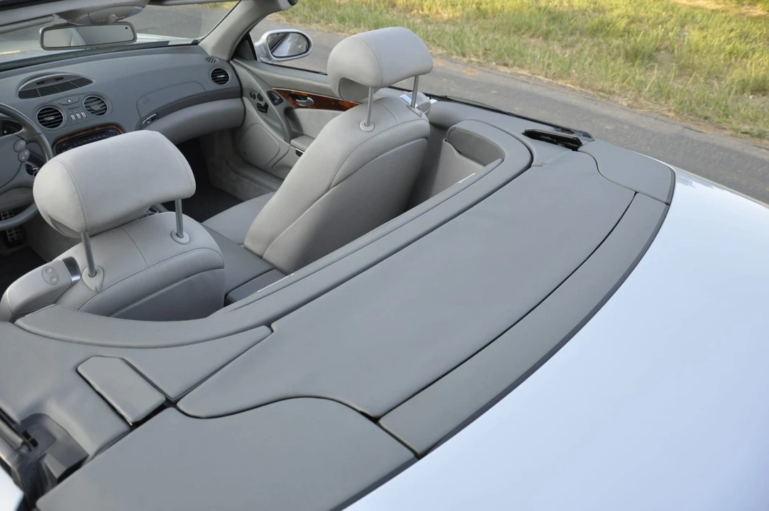 2003 Mercedes-Benz R230 SL-Class - Image 29 of 31