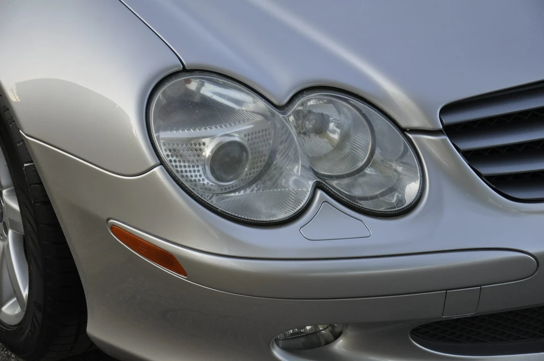 2003 Mercedes-Benz R230 SL-Class - Image 22 of 31