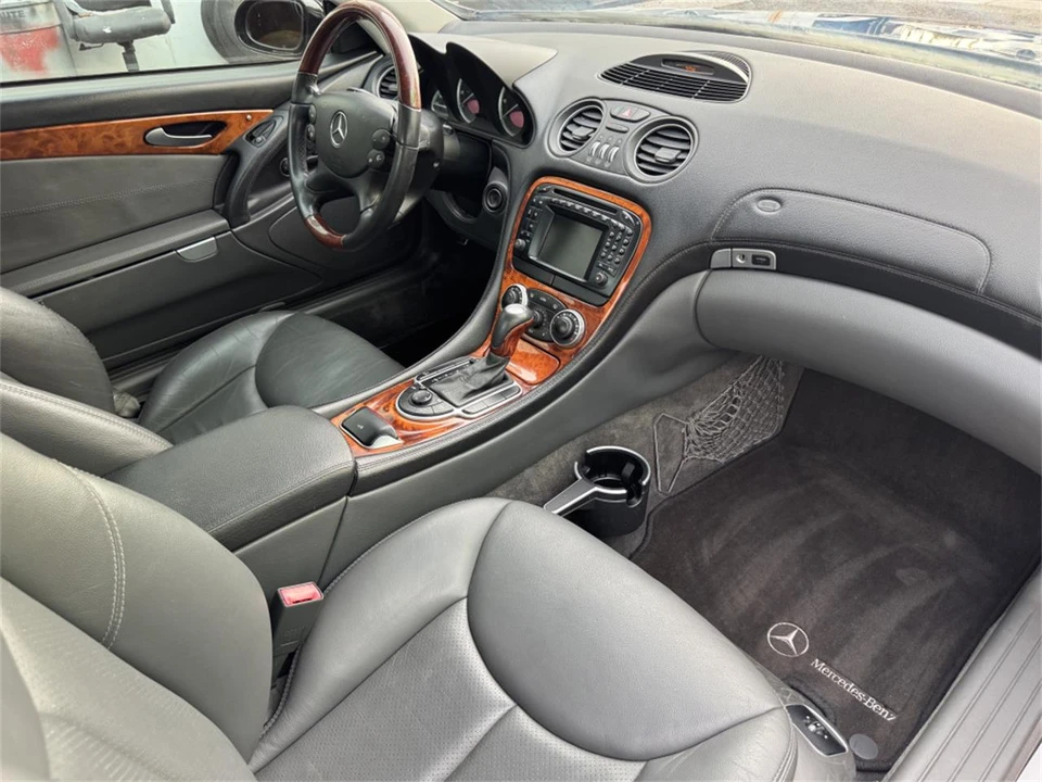 2003 Mercedes-Benz R230 SL-Class - Image 12 of 13