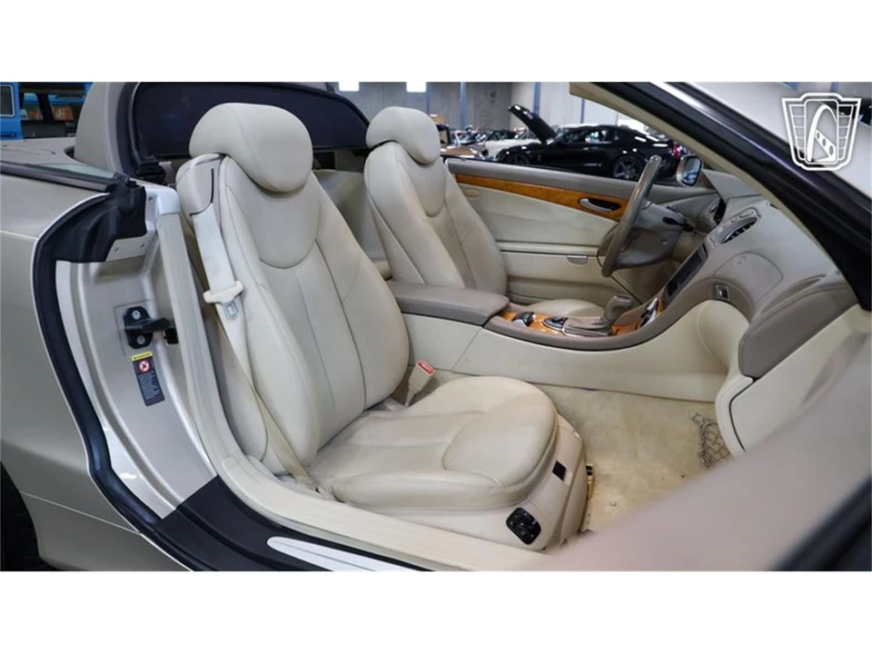 2003 Mercedes-Benz R230 SL-Class - Image 18 of 31