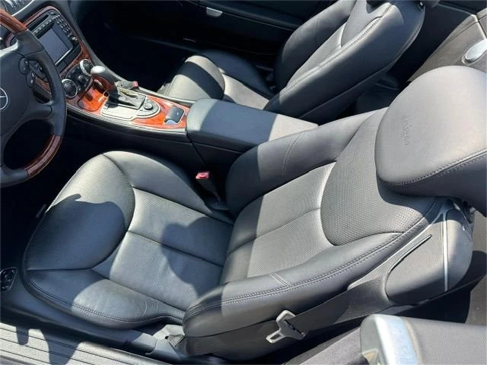 2003 Mercedes-Benz R230 SL-Class - Image 23 of 30
