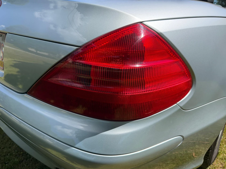 2003 Mercedes-Benz R230 SL-Class - Image 18 of 31