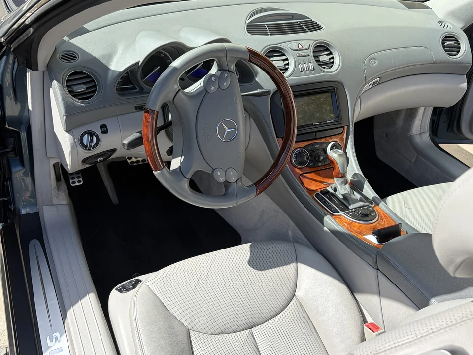 2003 Mercedes-Benz R230 SL-Class - Image 20 of 31