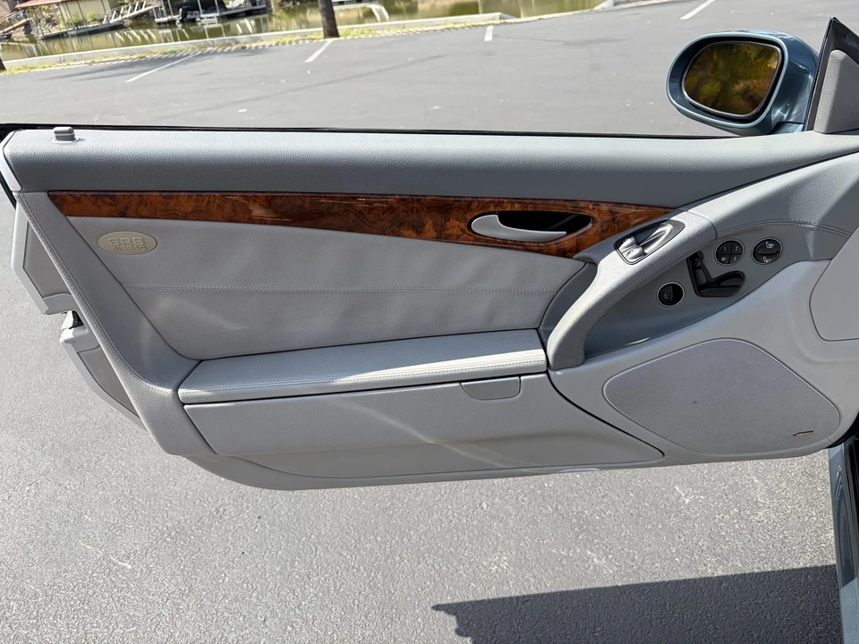 2003 Mercedes-Benz R230 SL-Class - Image 18 of 31