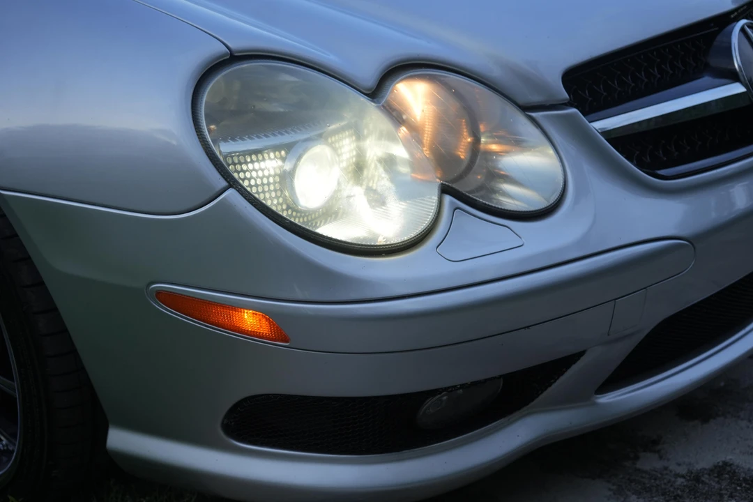 2003 Mercedes-Benz R230 SL 55 & SL 63 & SL 65 AMG - Image 28 of 31