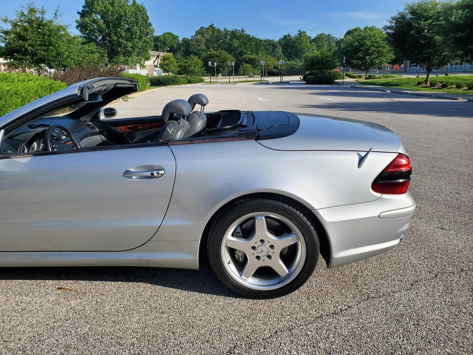 2003 Mercedes-Benz R230 SL 55 & SL 63 & SL 65 AMG - Image 22 of 31