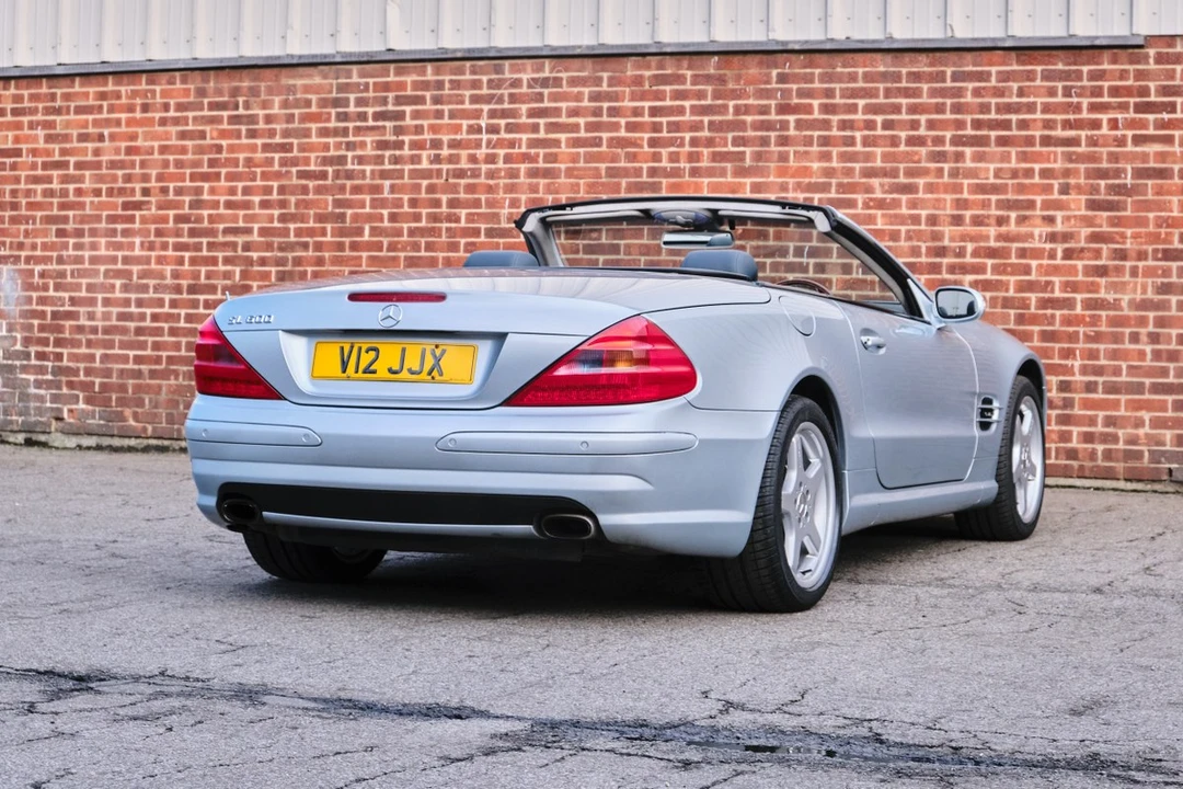 2003 Mercedes-Benz R230 SL-Class - Image 14 of 30