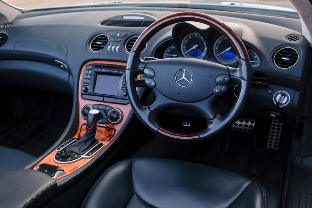 2003 Mercedes-Benz R230 SL-Class - Image 25 of 30