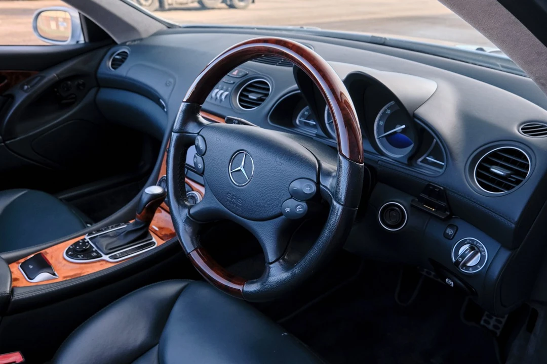 2003 Mercedes-Benz R230 SL-Class - Image 27 of 30