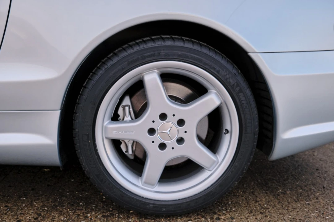 2003 Mercedes-Benz R230 SL-Class - Image 22 of 30