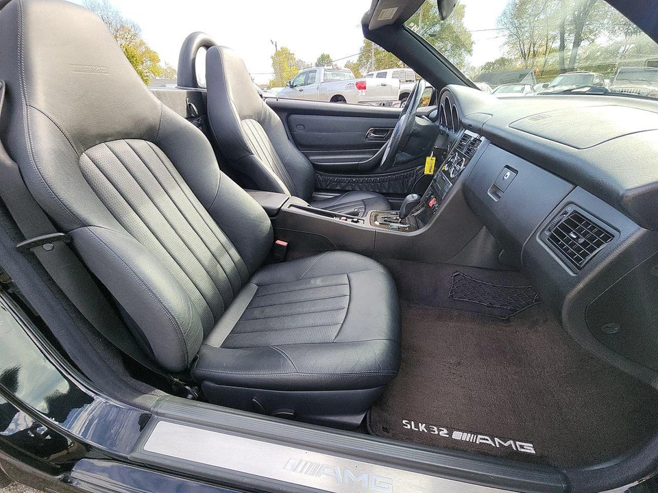 2003 Mercedes-Benz R171 SLK 55 AMG - Image 8 of 28
