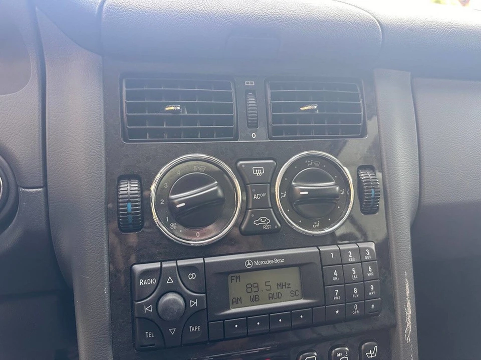 2003 Mercedes-Benz R170 SLK 32 AMG - Image 16 of 24