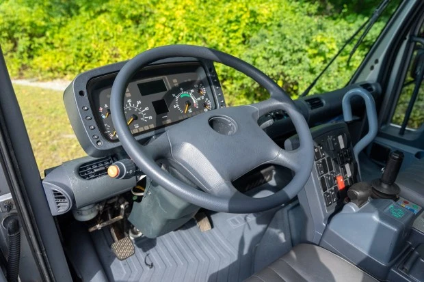 2003 Mercedes-Benz Unimog - Image 5 of 8