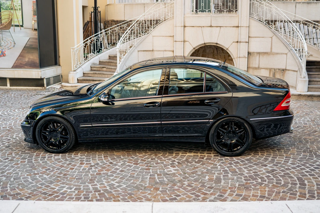 2003 Mercedes-Benz W203 C-Class - Image 4 of 31