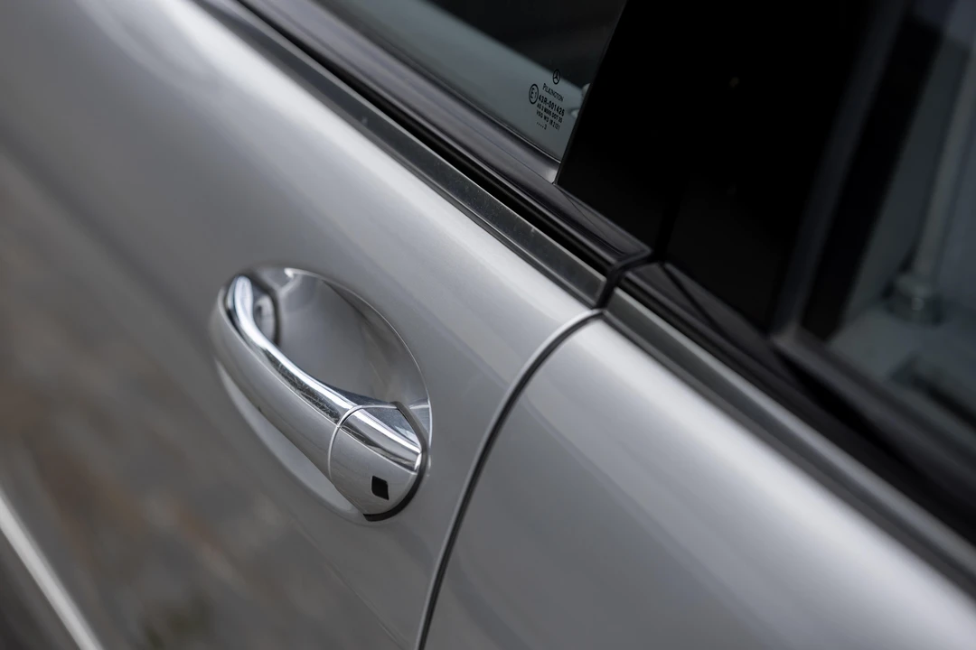 2003 Mercedes-Benz W220 S-Class - Image 30 of 31