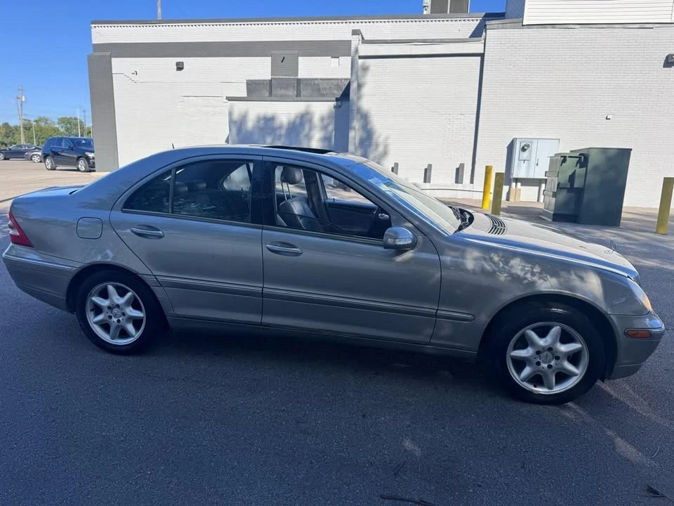 2003 Mercedes-Benz W203 C-Class - Image 6 of 19