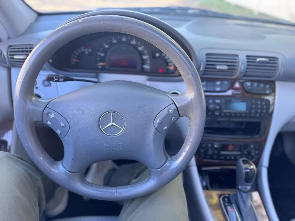 2003 Mercedes-Benz W203 C-Class - Image 16 of 19