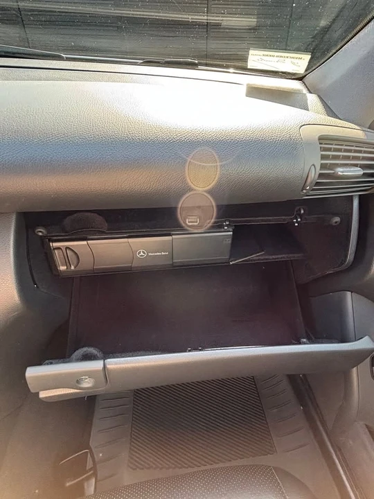2003 Mercedes-Benz W203 C-Class - Image 12 of 20