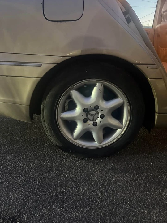2003 Mercedes-Benz W203 C-Class - Image 11 of 15