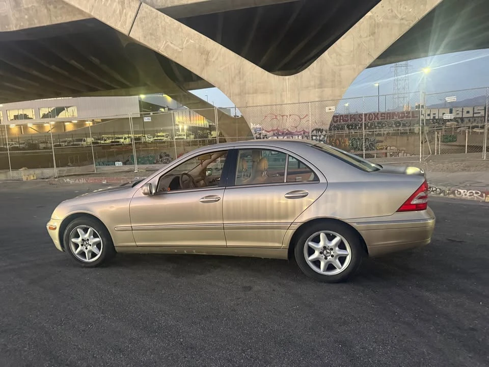 2003 Mercedes-Benz W203 C-Class - Image 3 of 15