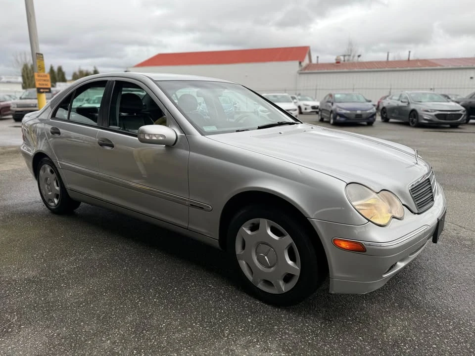2003 Mercedes-Benz W203 C-Class - Image 2 of 9