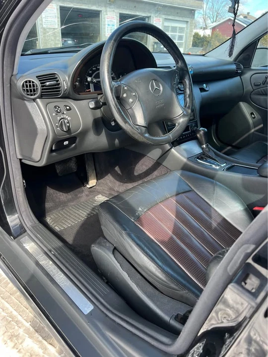 2003 Mercedes-Benz W203 C-Class - Image 11 of 14