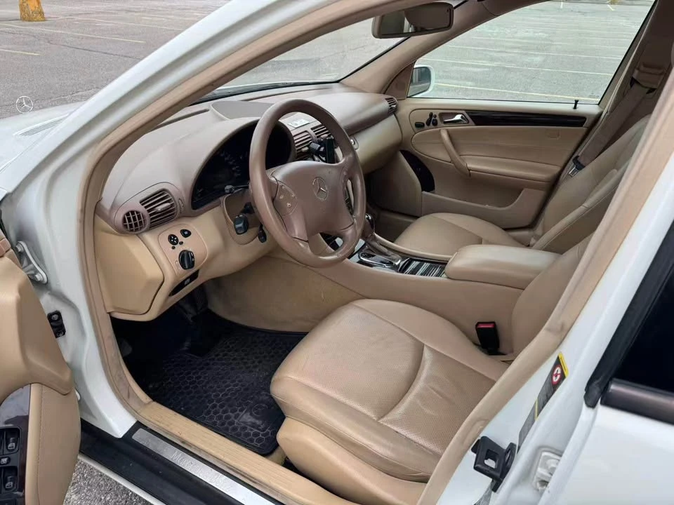 2003 Mercedes-Benz W203 C-Class - Image 7 of 10