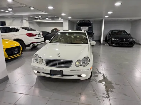 2003 Mercedes-Benz C-Class C320 Sedan