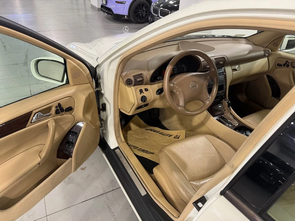 2003 Mercedes-Benz W203 C-Class - Image 5 of 8