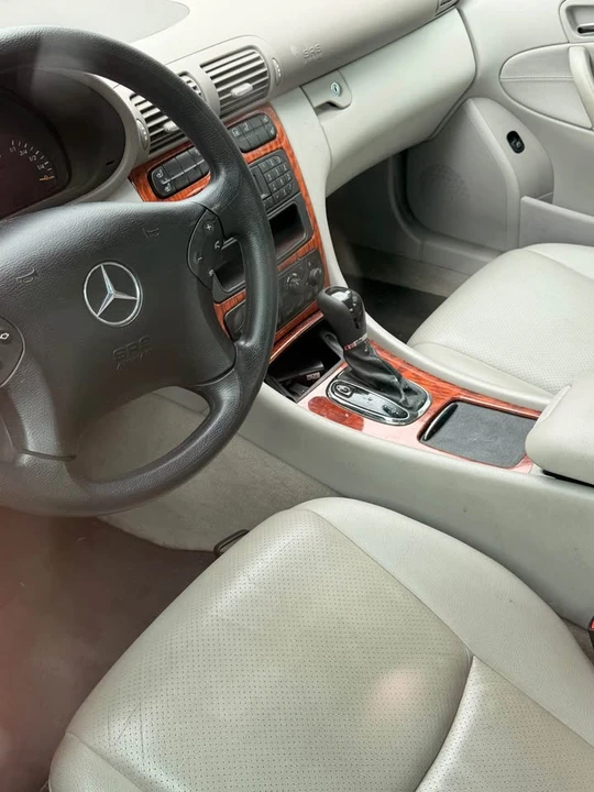 2003 Mercedes-Benz W203 C-Class - Image 3 of 3