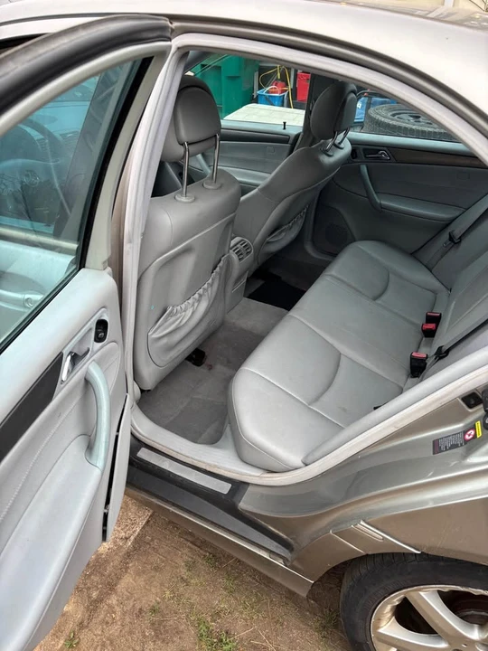2003 Mercedes-Benz W203 C-Class - Image 12 of 19