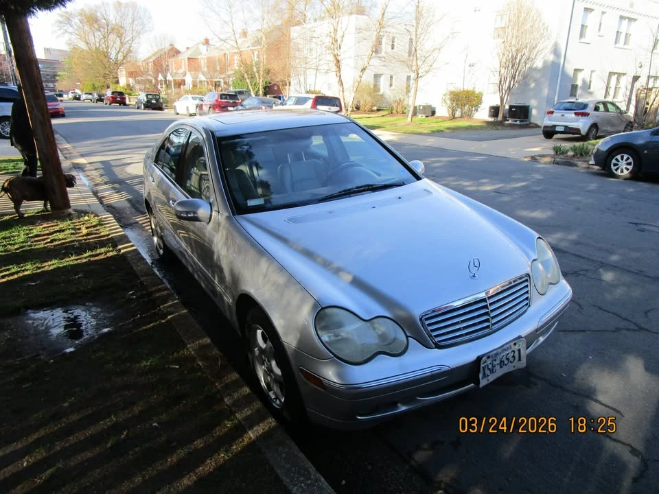 2003 Mercedes-Benz W203 C-Class - Image 6 of 9