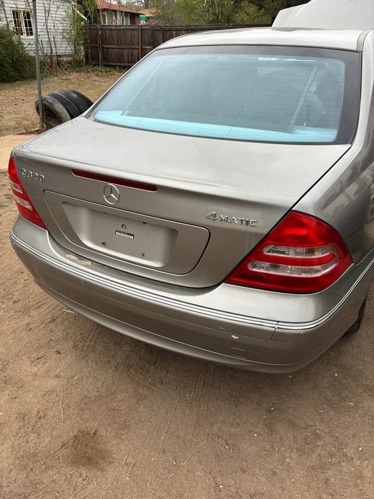 2003 Mercedes-Benz W203 C-Class - Image 13 of 19