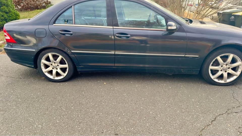 2003 Mercedes-Benz W203 C-Class - Image 2 of 9