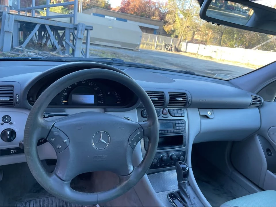2003 Mercedes-Benz W203 C-Class - Image 9 of 11