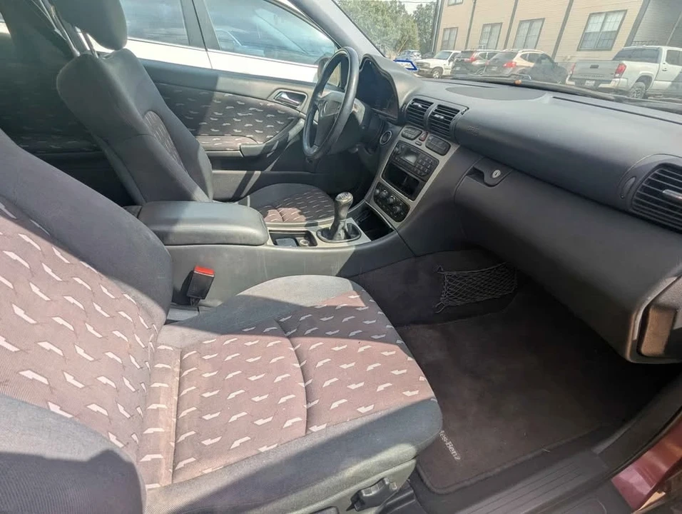 2003 Mercedes-Benz W203 C-Class - Image 9 of 16