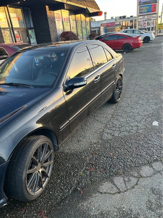 2003 Mercedes-Benz W203 C-Class - Image 2 of 15