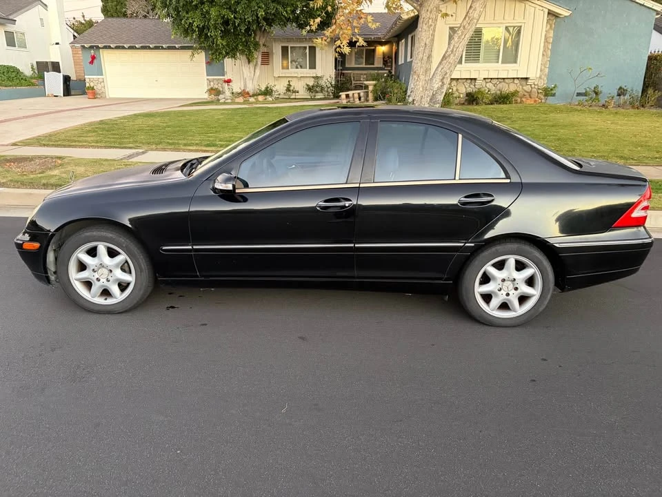 2003 Mercedes-Benz W203 C-Class - Image 8 of 10