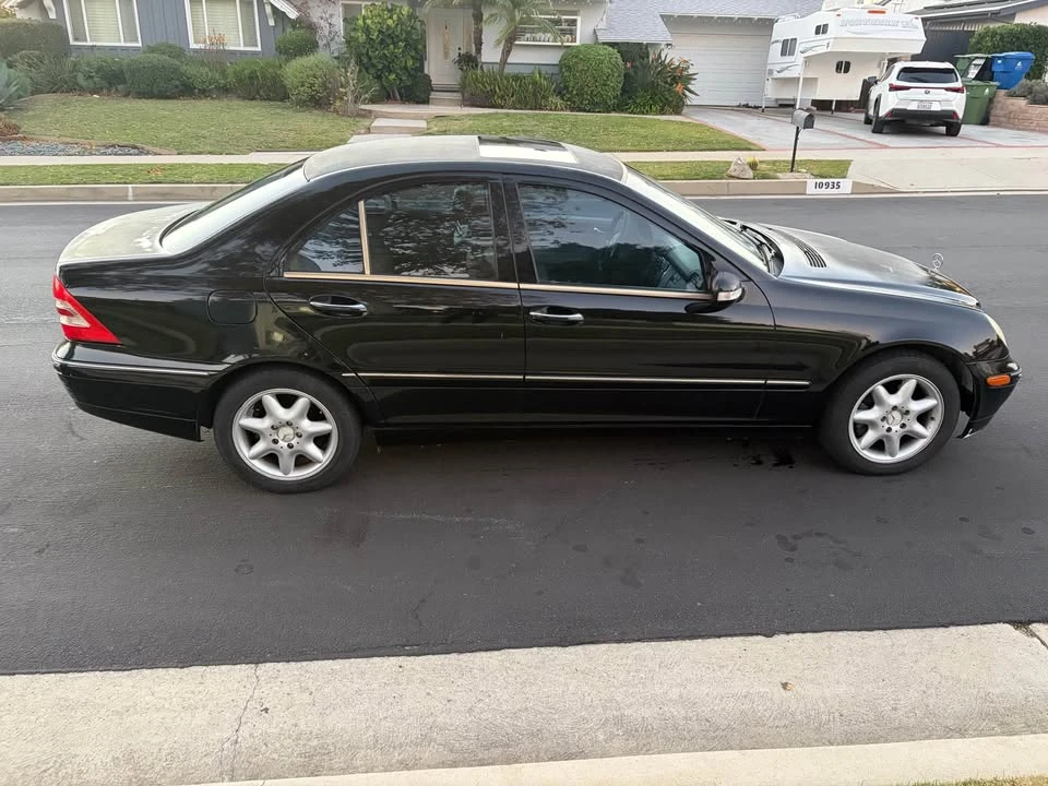 2003 Mercedes-Benz W203 C-Class - Image 4 of 10