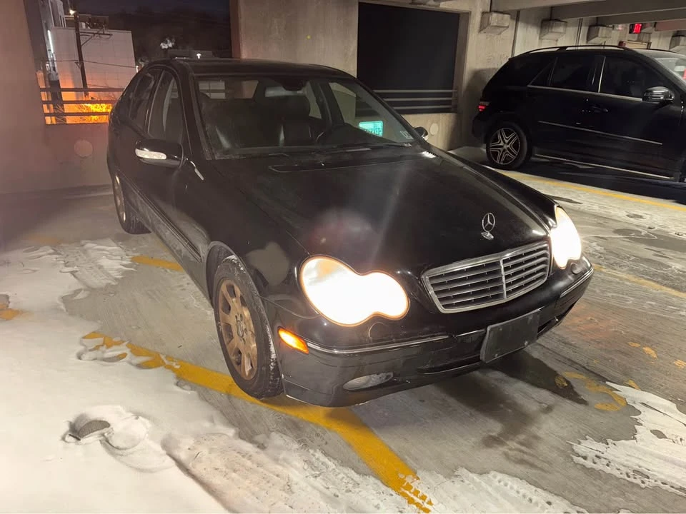 2003 Mercedes-Benz W203 C-Class - Image 2 of 10