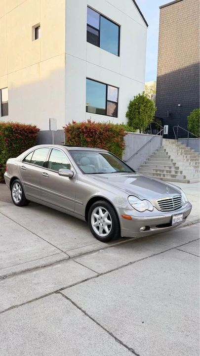 2003 Mercedes-Benz W203 C-Class - Image 4 of 11